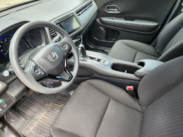Used 2017 Honda HR-V EX image 7