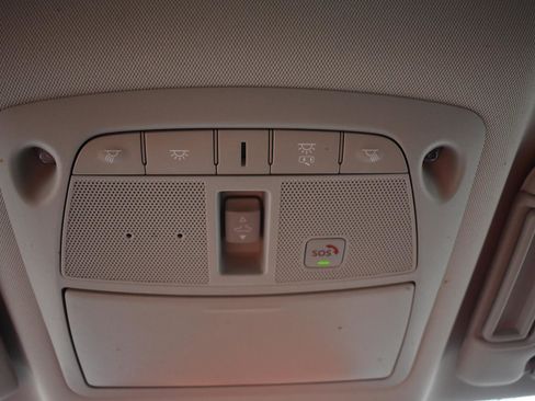 Used 2024 Nissan Armada SL w/ Captain's Chairs Package RWD image 50