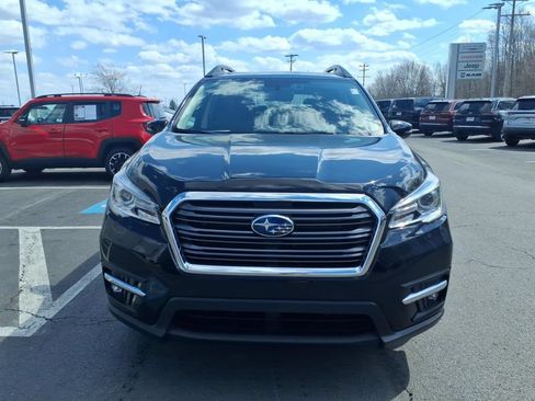 Used 2021 Subaru Ascent Limited w/ Technology Package AWD/4WD image 3