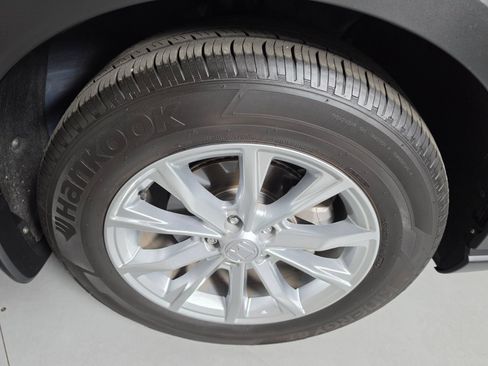 Used 2025 Honda CR-V EX-L image 12