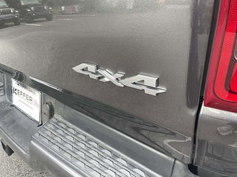 Used 2023 RAM 1500 Laramie AWD/4WD image 9