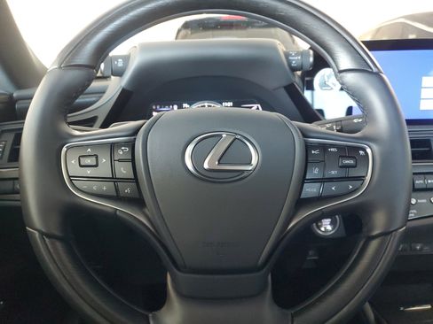 Used 2025 Lexus ES 350 Ultra Luxury w/ Accessory Package (Z2) FWD image 25