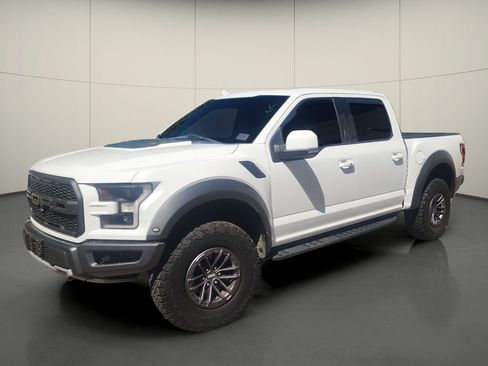 Used 2020 Ford F150 Raptor w/ Equipment Group 802A Luxury AWD/4WD image 3