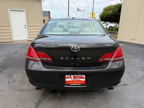 Used 2009 Toyota Avalon Limited FWD image 11