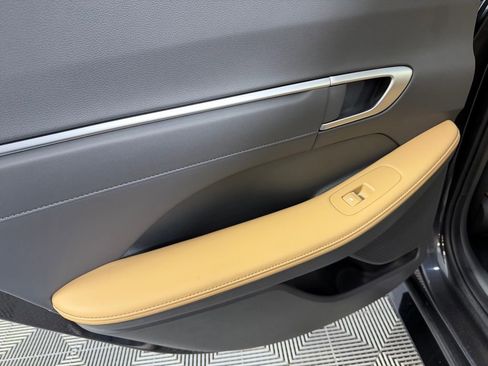 Used 2025 Hyundai Sonata Limited image 30
