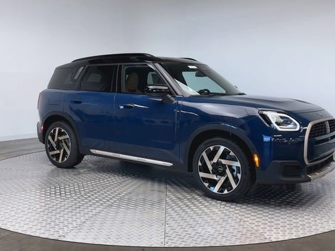 New 2026 MINI Cooper Countryman S w/ Comfort Package Max image 2