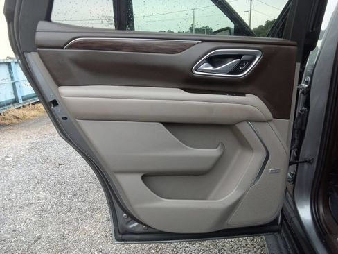 Used 2021 Chevrolet Tahoe LT AWD/4WD image 32