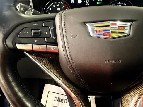 Used 2024 Cadillac XT6 Sport w/ Platinum Package AWD/4WD image 45