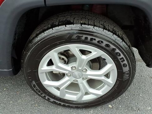 Used 2024 Jeep Compass Sport AWD/4WD image 11