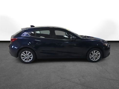 Used 2015 MAZDA MAZDA3 i Touring w/ Technology Package image 4