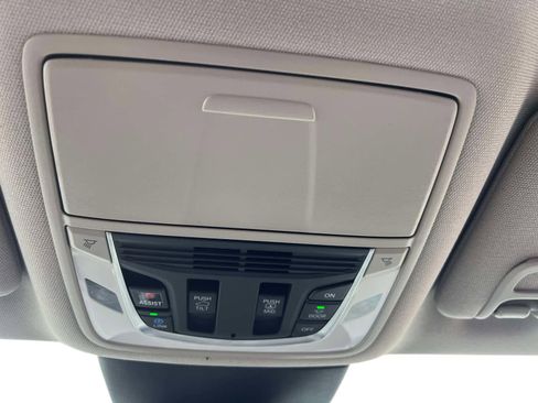 Used 2023 Acura MDX SH-AWD w/ Technology Package image 35