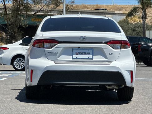 New 2026 Toyota Corolla LE FWD image 4