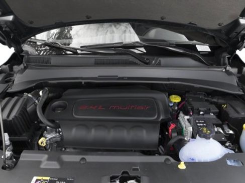 Used 2017 Jeep Compass Limited image 16