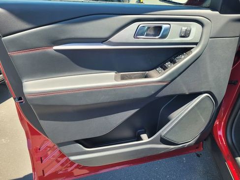 New 2026 Ford Explorer ST-Line w/ ST-Line Street Pack AWD/4WD image 8