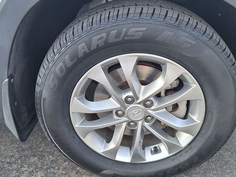 Used 2020 Hyundai Santa Fe SEL image 32