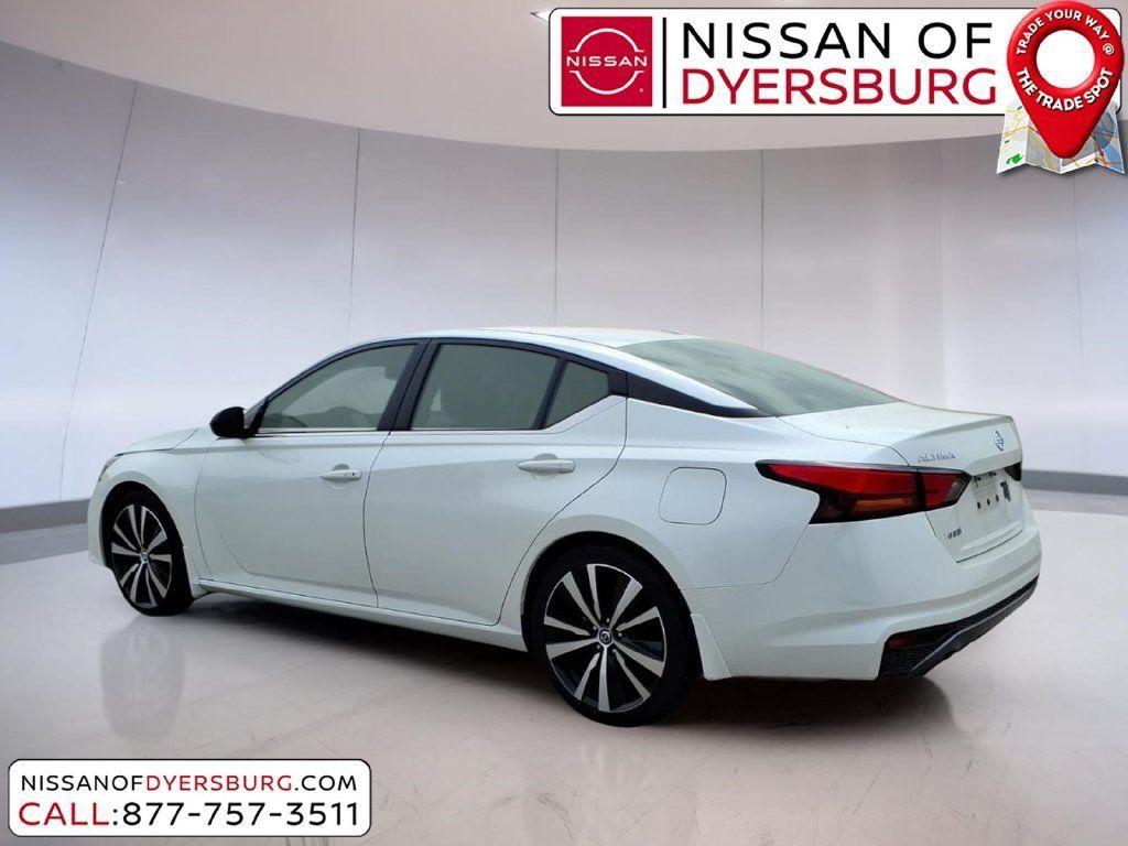 Used 2019 Nissan Altima 2.5 SR FWD image 4