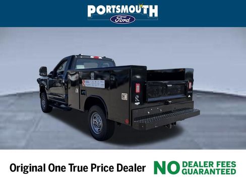 New 2025 Ford F250 XL w/ XL Chrome Package image 18