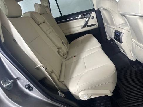 Used 2023 Lexus GX 460 Premium w/ Premium Plus Package AWD/4WD image 23