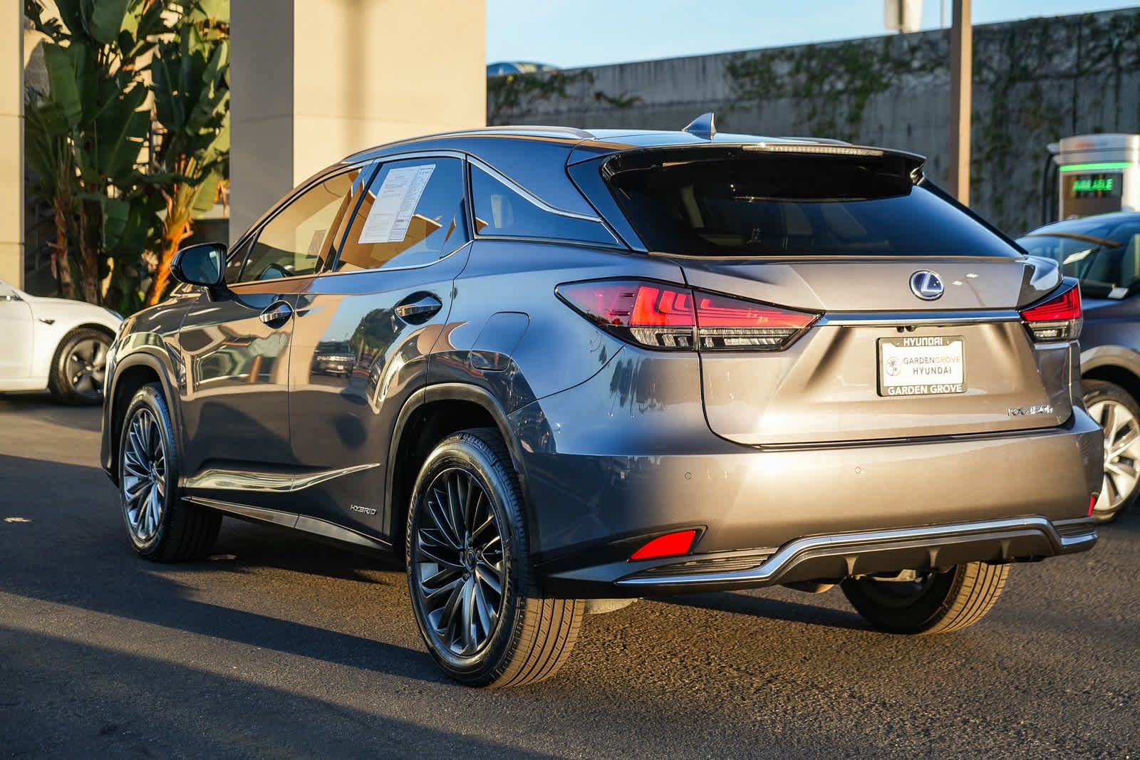 Used 2022 Lexus RX 450h AWD w/ Luxury Package image 8