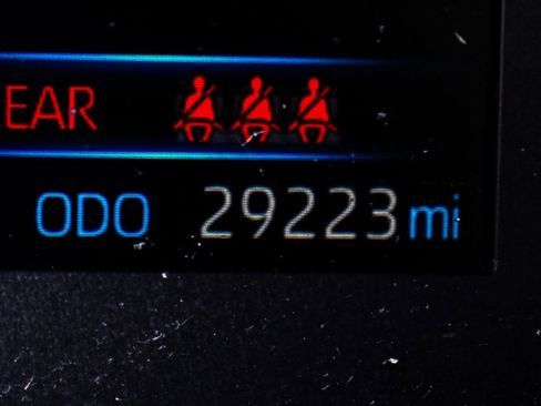 Used 2024 Toyota Corolla SE image 30