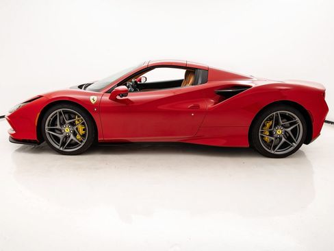 Certified 2022 Ferrari F8 Tributo RWD image 27