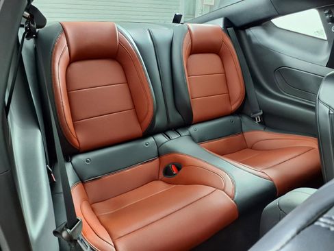 Used 2025 Ford Mustang GT Premium RWD image 10