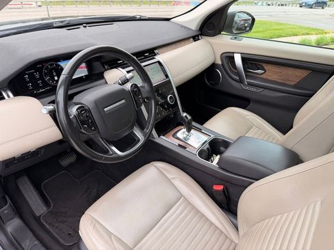 Used 2020 Land Rover Discovery Sport SE AWD/4WD image 29