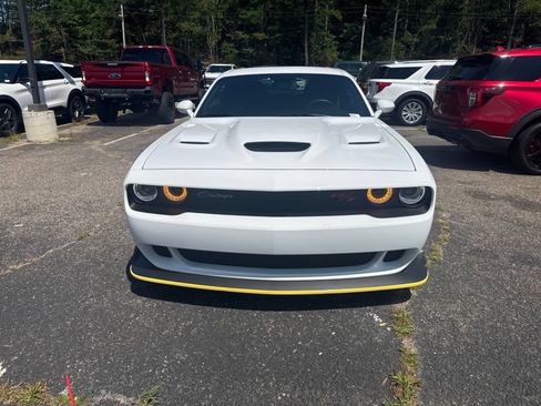 Used 2023 Dodge Challenger R/T Scat Pack RWD image 3