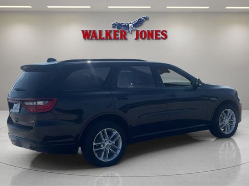 Used 2024 Dodge Durango GT image 3