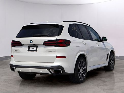 Used 2025 BMW X5 xDrive40i AWD/4WD image 7