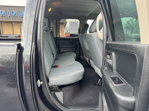 Used 2018 RAM 1500 Express w/ Express Value Package image 14