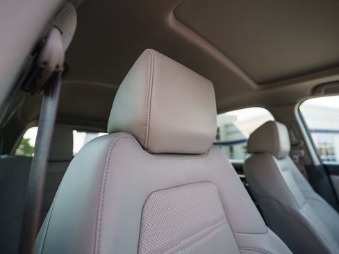 Used 2017 Honda CR-V EX-L image 18
