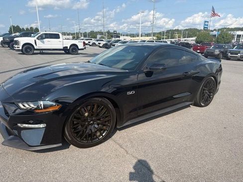 Used 2019 Ford Mustang GT w/ GT Performance Package RWD image 3
