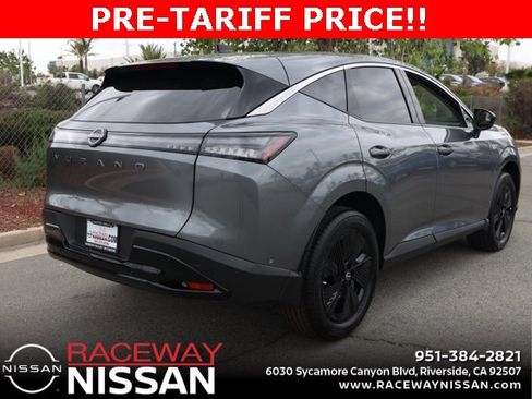 New 2025 Nissan Murano SV image 4