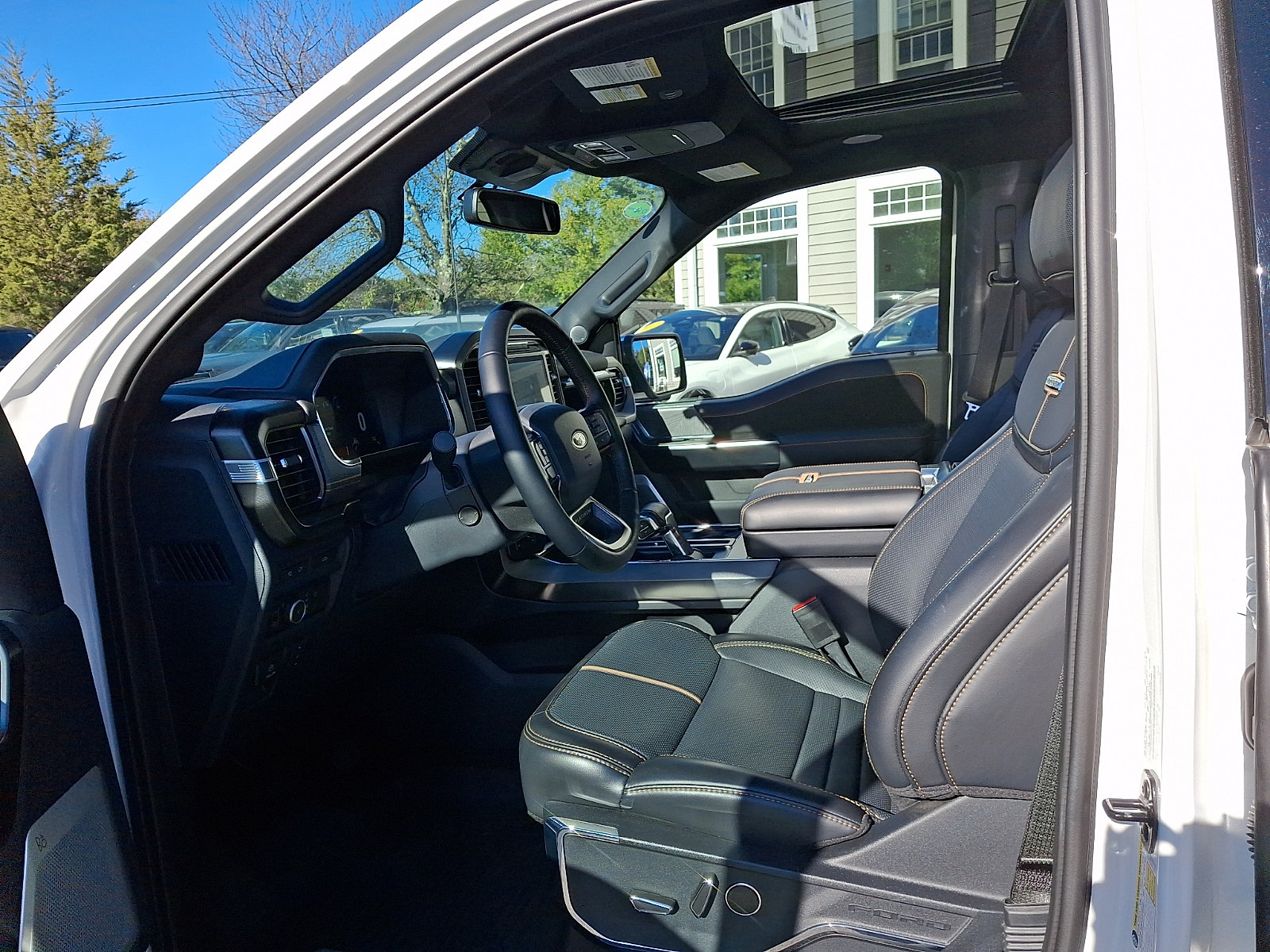 Certified 2023 Ford F150 Platinum w/ Equipment Group 701A High AWD/4WD image 14