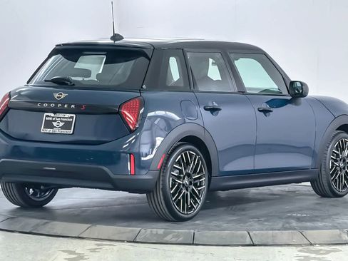 New 2026 MINI Cooper S FWD image 2