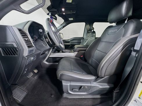 Used 2019 Ford F150 Raptor w/ Equipment Group 802A Luxury AWD/4WD image 23