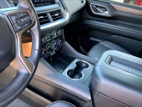 Used 2023 Chevrolet Tahoe High Country w/ Advanced Technology Package AWD/4WD image 15