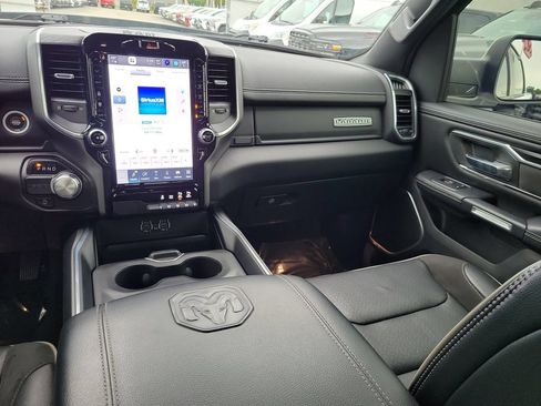 Used 2023 RAM 1500 Laramie RWD image 16