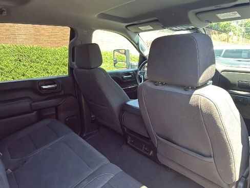 Used 2021 Chevrolet Silverado 3500 LT AWD/4WD image 28
