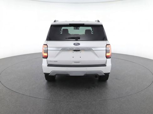 Used 2019 Ford Expedition Limited w/ Equipment Group 302A AWD/4WD image 7