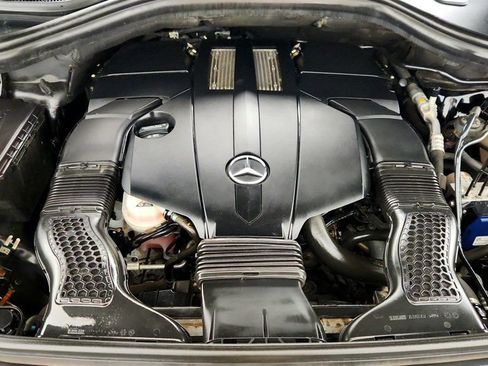 Used 2017 Mercedes-Benz GLS 450 4MATIC image 28