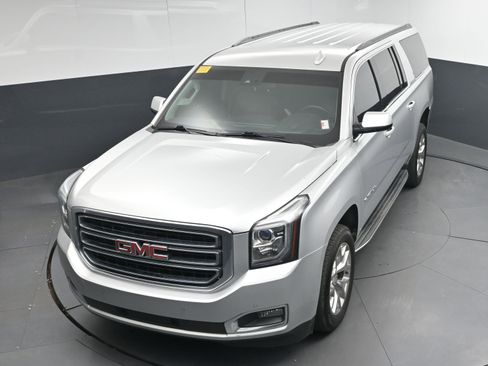 Used 2017 GMC Yukon XL SLT image 31