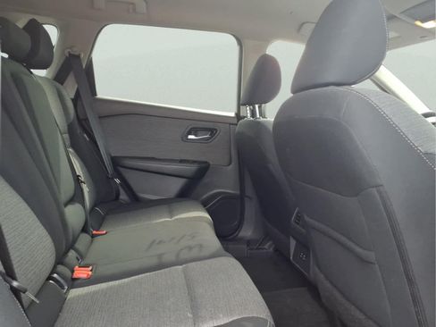 Used 2023 Nissan Rogue SV AWD/4WD image 13