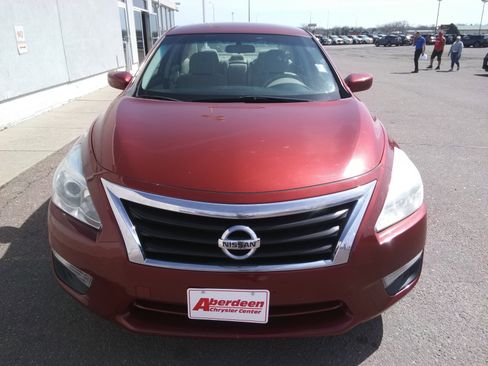 Used 2015 Nissan Altima 2.5 S w/ Power Driver Seat Package FWD image 3