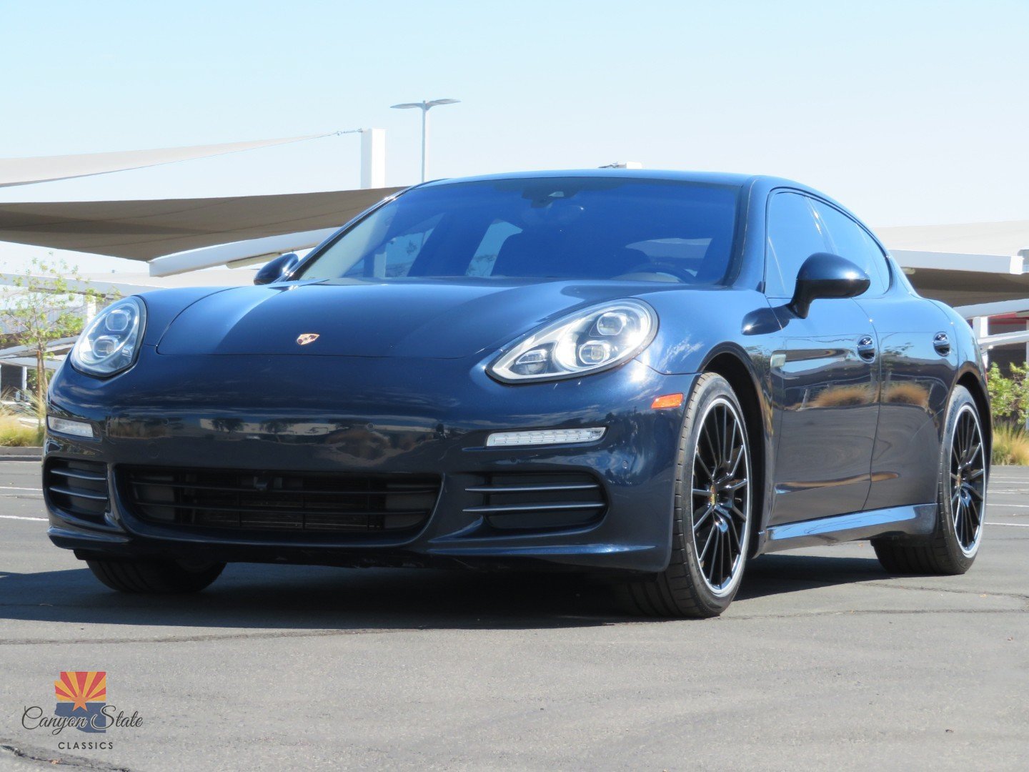 Used 2016 Porsche Panamera AWD/4WD image 9