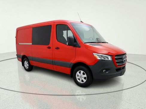 Used 2025 Mercedes-Benz Sprinter 2500 image 5