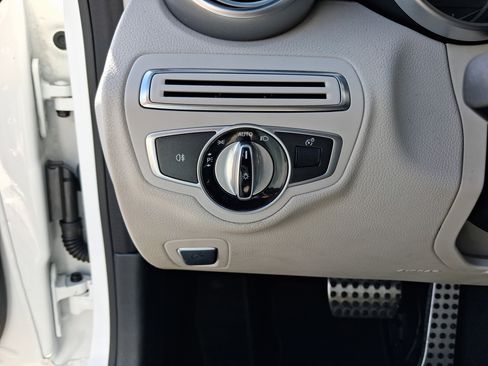 Used 2017 Mercedes-Benz C 300 4MATIC Coupe image 21