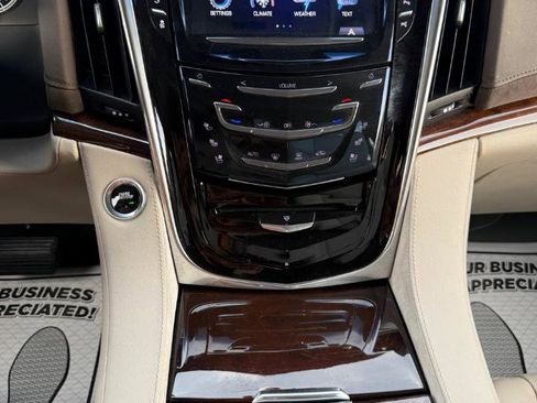 Used 2017 Cadillac Escalade Luxury image 17