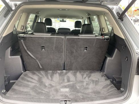 Used 2021 Volkswagen Atlas SE AWD/4WD image 6